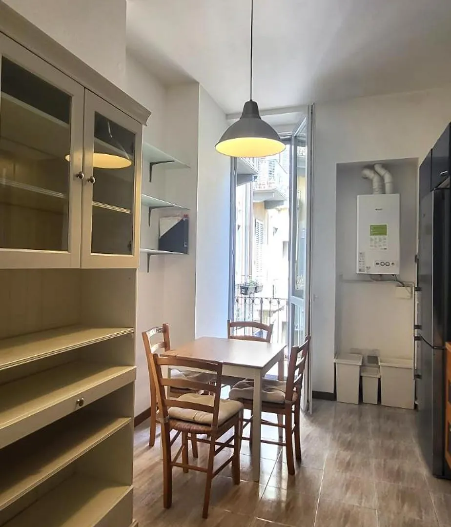 Grande Appartamento In Centro Milano Appartement Milan